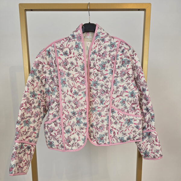 Gewatteerd jasje met bloemen (beschikbaar in diverse kleuren)