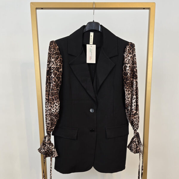 Oversized colbert met design mouw (beschikbaar in diverse kleuren en prints) - Afbeelding 5